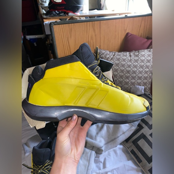 Adidas Kobe sunshine’s